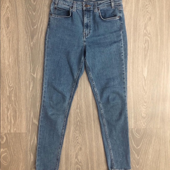 *SOLD* Levi’s 712 Vintage High Rise Skinny Jeans - Picture 4 of 4